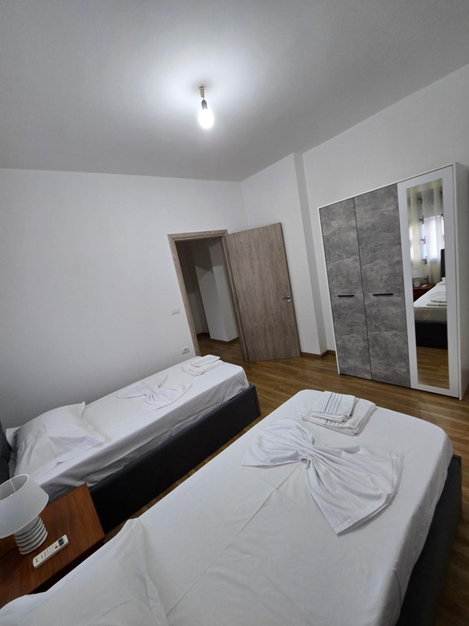 Brana Apartments Sarande Exterior photo
