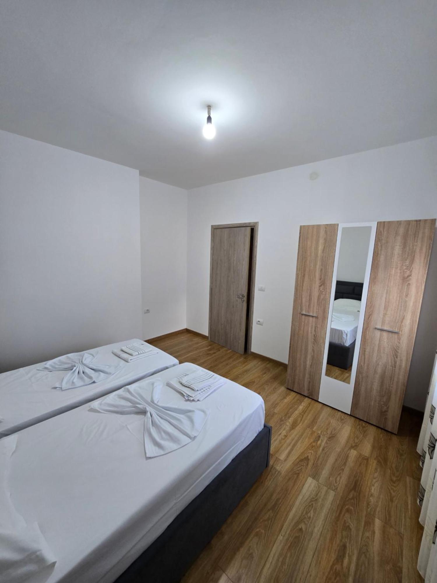 Brana Apartments Sarande Exterior photo