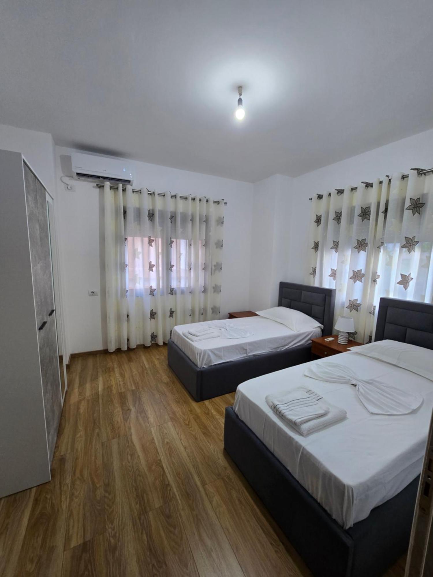 Brana Apartments Sarande Exterior photo