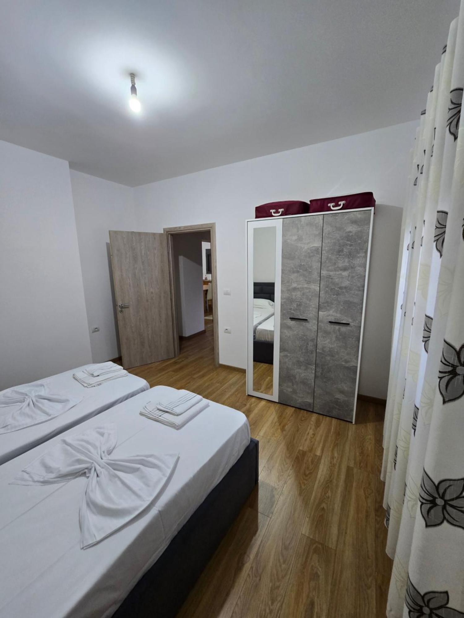 Brana Apartments Sarande Exterior photo