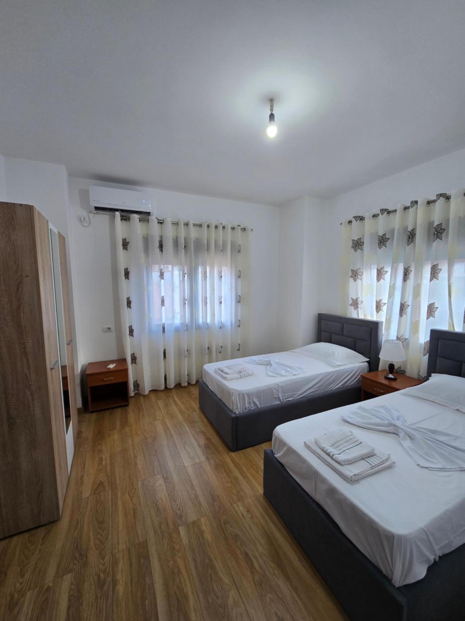 Brana Apartments Sarande Exterior photo